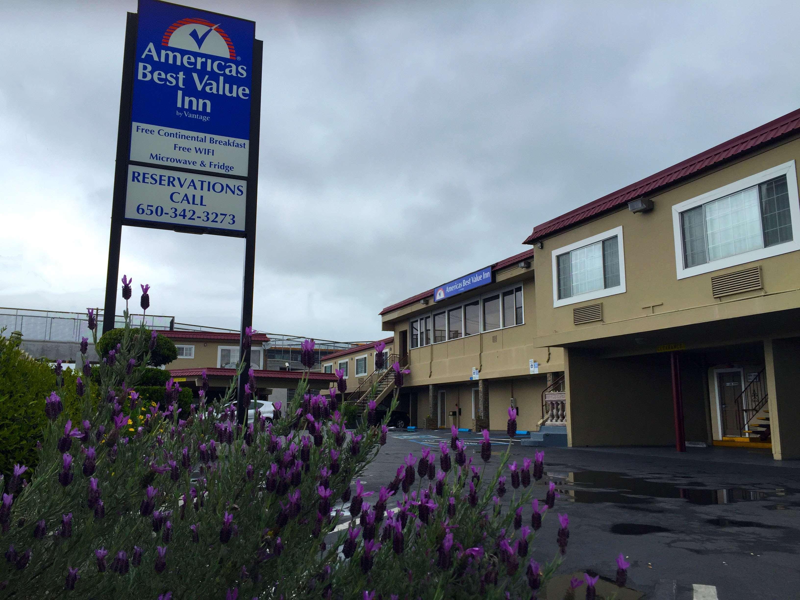 Inn At Bayshore San Mateo Bagian luar foto